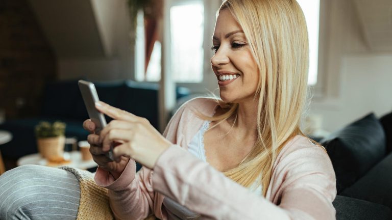 Comment connecter son téléphone à sa télé ?