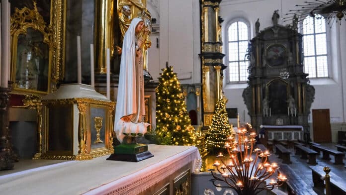 Comment regarder la Messe de Noël en direct à la TV ?